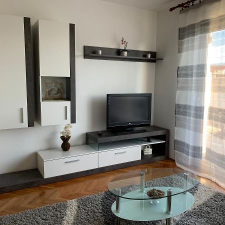 Apartman MADAPE Sesvete Bagian luar foto