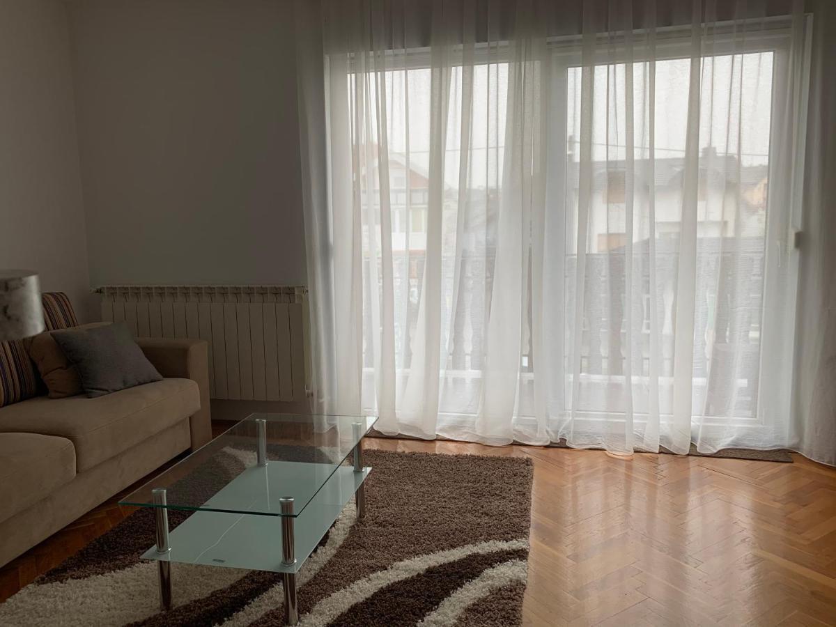 Apartman MADAPE Sesvete Bagian luar foto